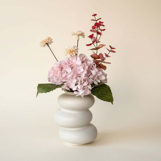 הורטנזיה ורודה כולל כלי קרמיקה פיסולי