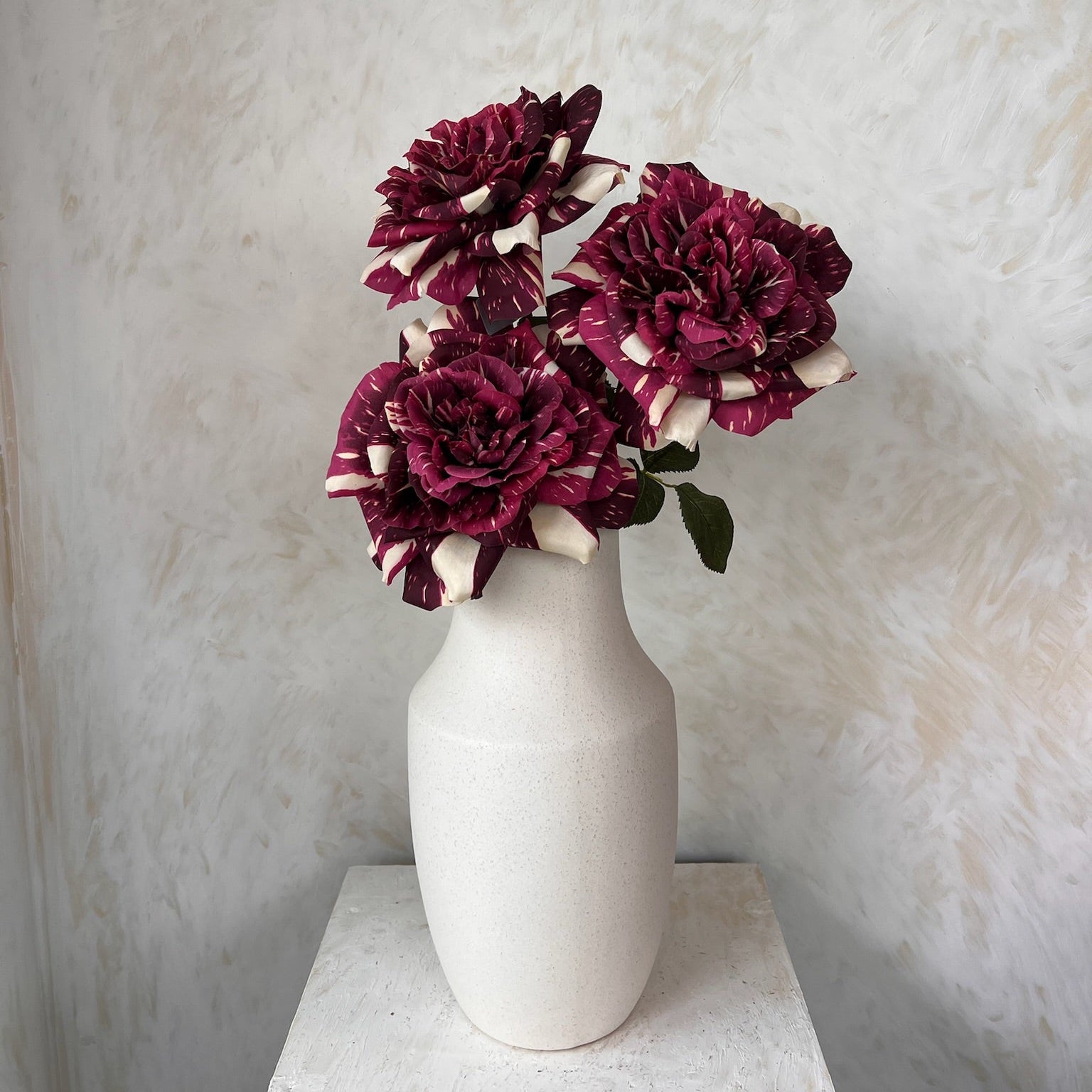 שושנים לנצח