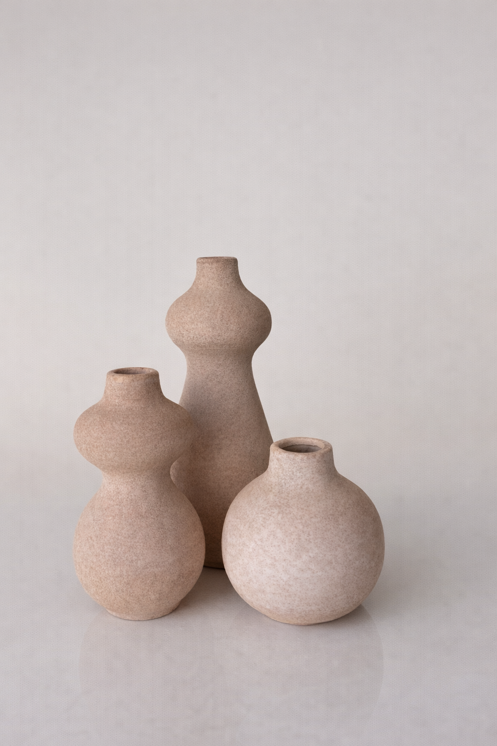 טריו אגרטלים בז׳