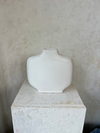 אגרטל מלבן לבן