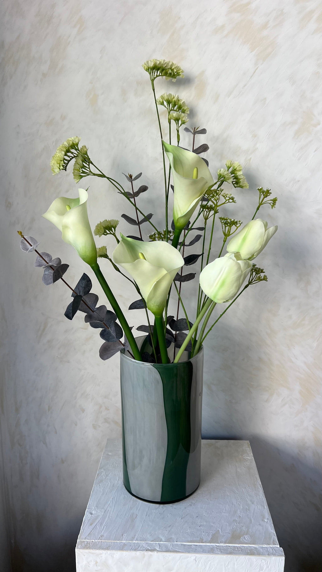 קלאסי לבן ירוק