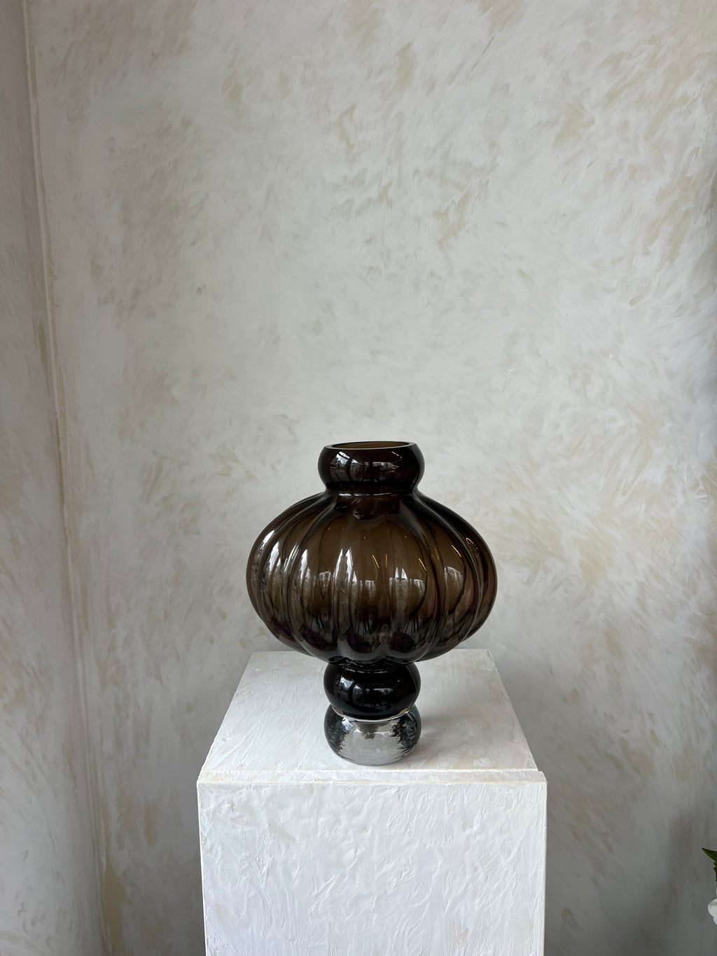 כלי כדור זכוכית גדול