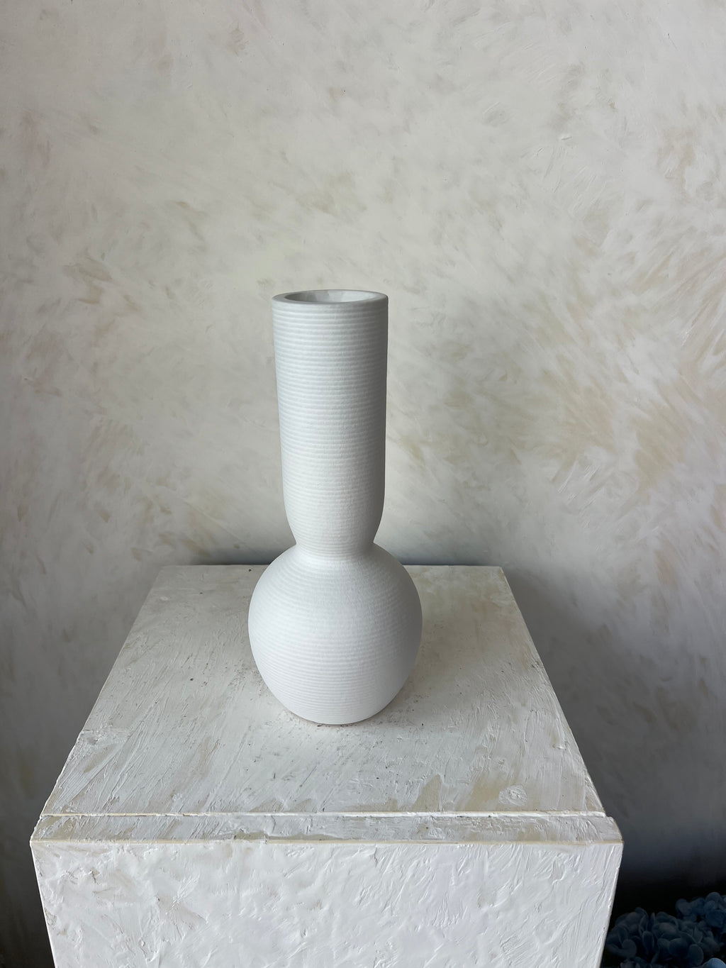 אגרטל צר כדור 26 ס״מ