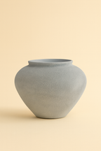 כלי קרמיקה אפור