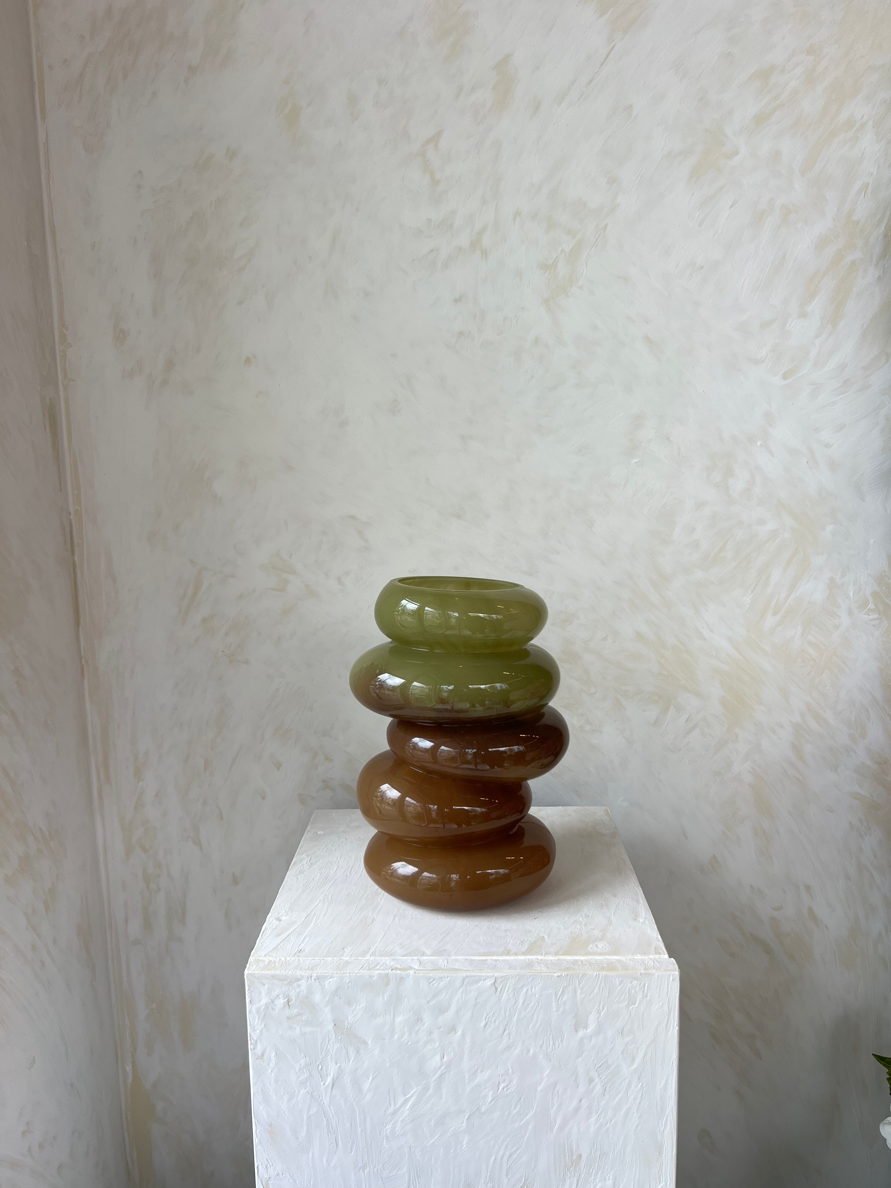 כלי זכוכית עיגולים