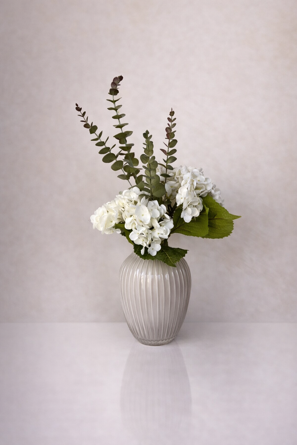 לבן על-זמני