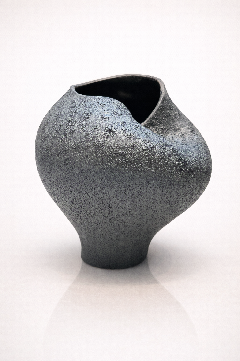 אגרטל וואבי סאבי גבוה