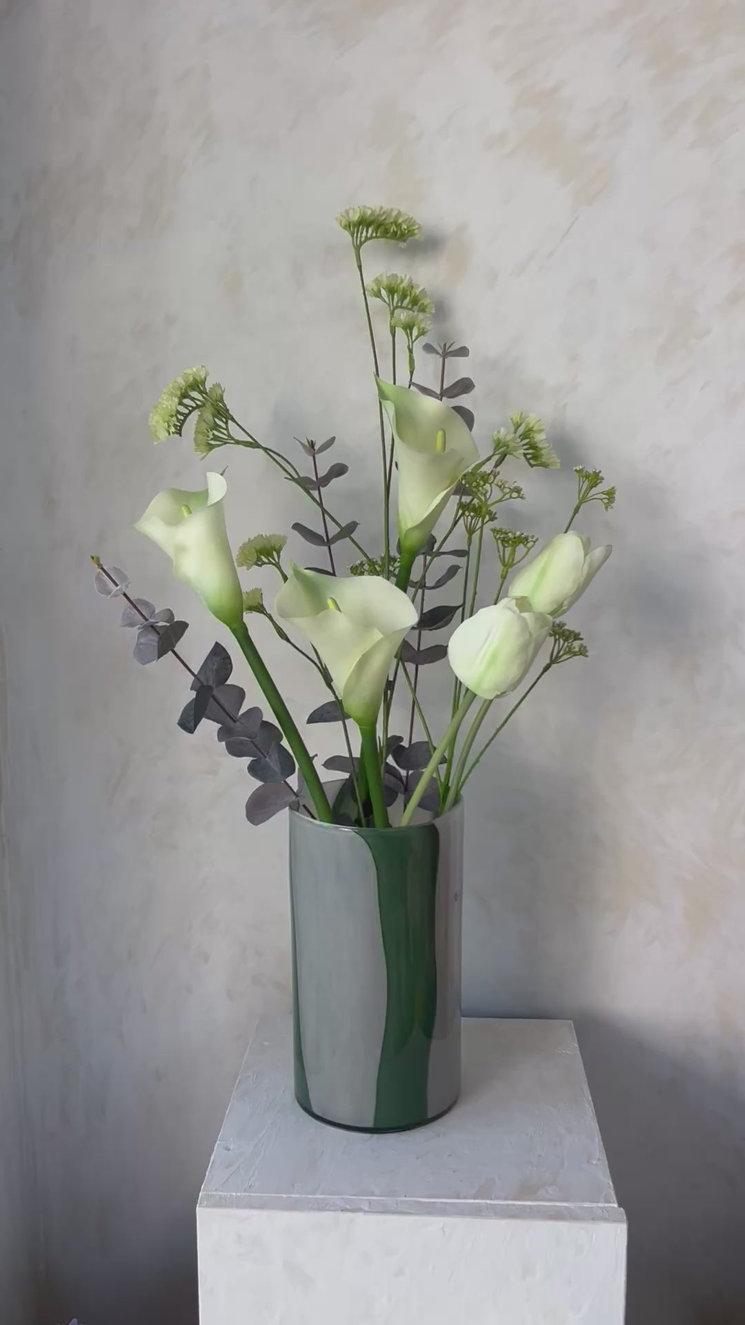 קלאסי לבן ירוק