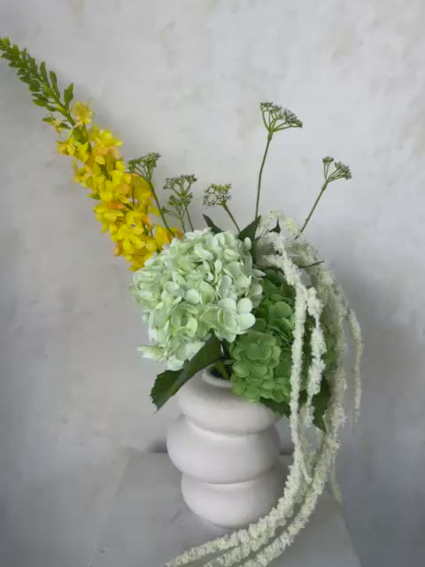 טען וידאו: לאבלי גרין