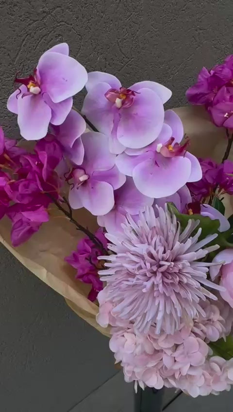 טען וידאו: ורוד לי בלב